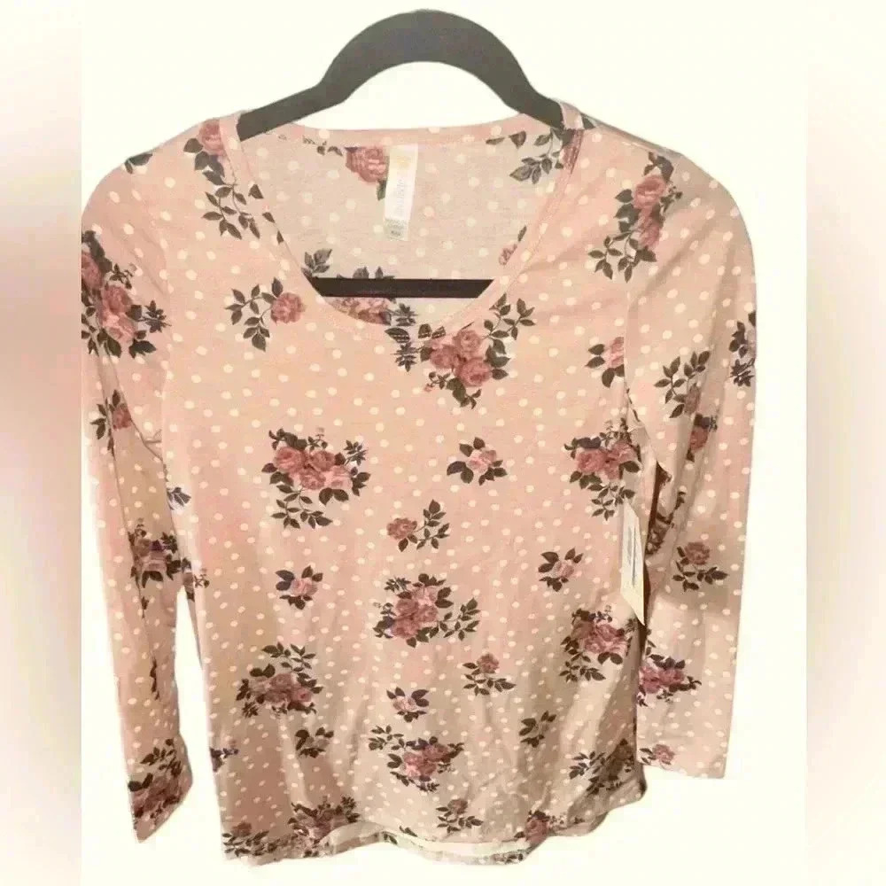Lularoe XXS dusty pink long‎ sleeve Lynnae top. Roses & white polka dots! NWT.